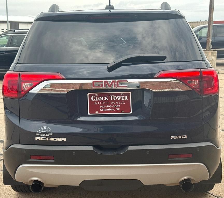 2017 GMC Acadia Image 9