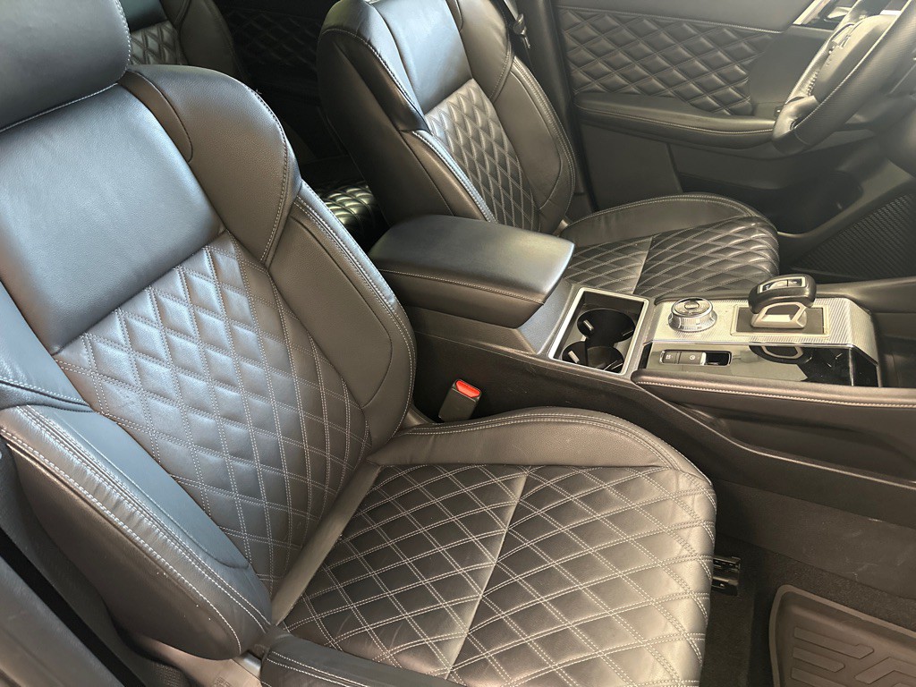 2022 Mitsubishi Outlander Image 5