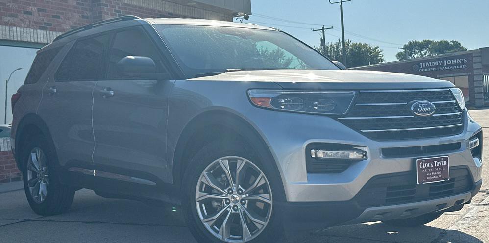 2020 Ford Explorer Image 2