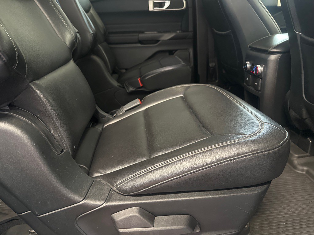 2020 Ford Explorer Image 10