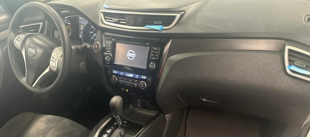 2016 Nissan Rogue Image 12