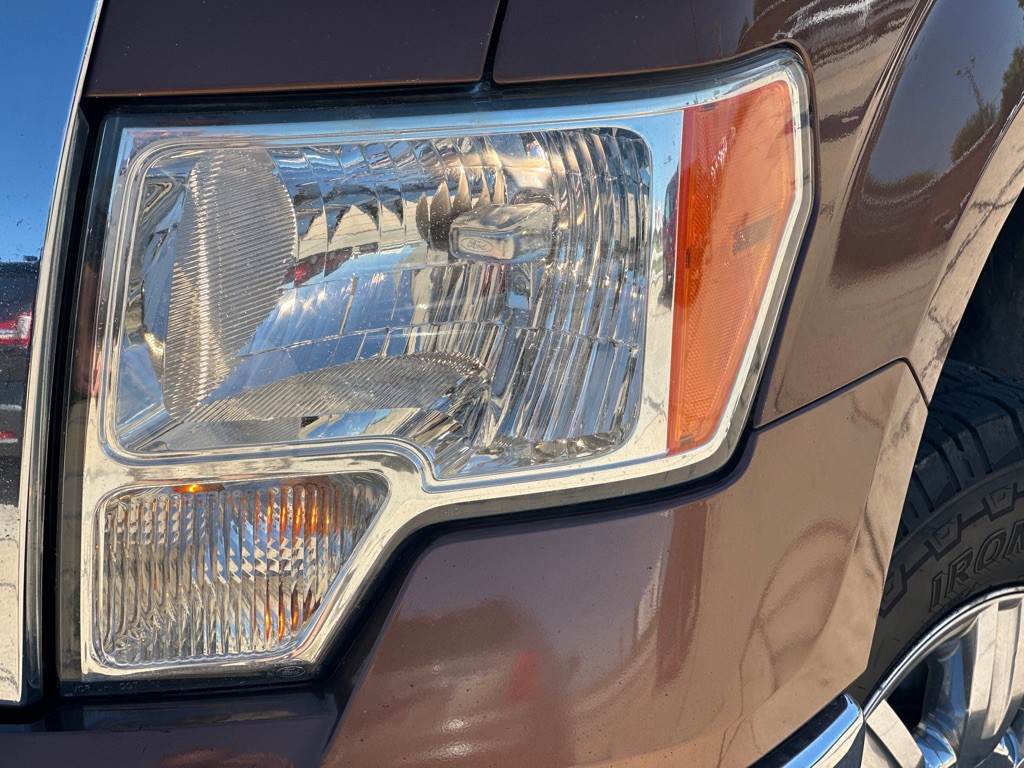 2011 Ford F-150 Image 2