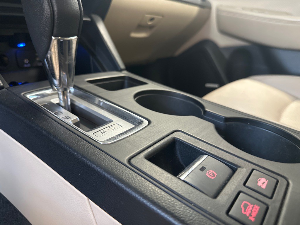2015 Subaru Outback Image 28