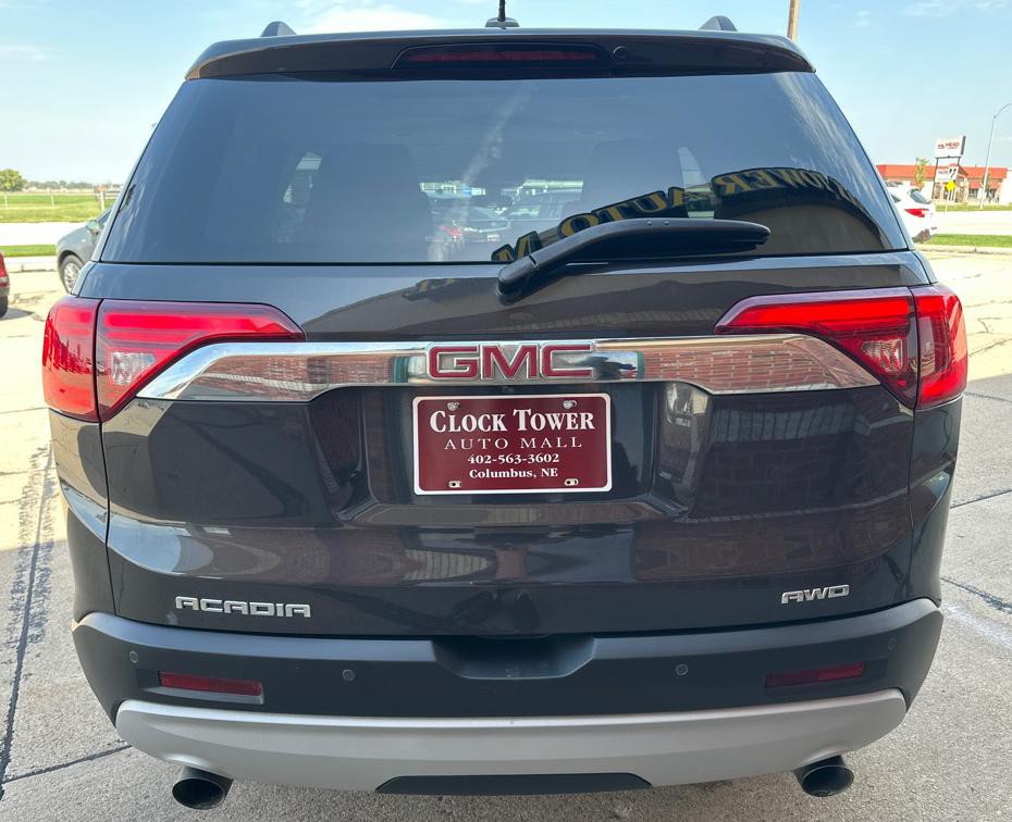 2018 GMC Acadia Image 9