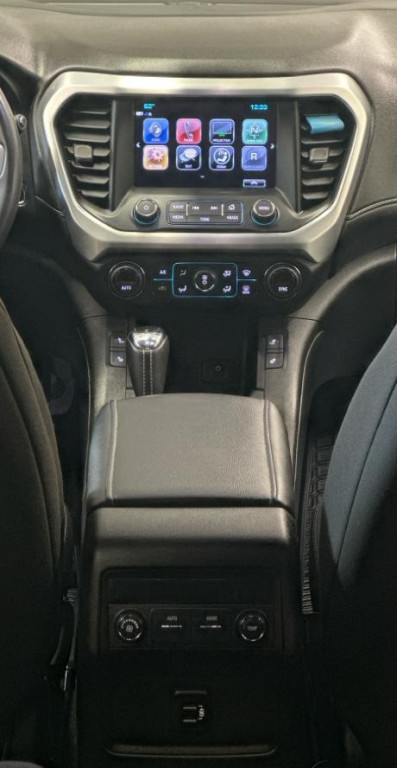2018 GMC Acadia Image 20