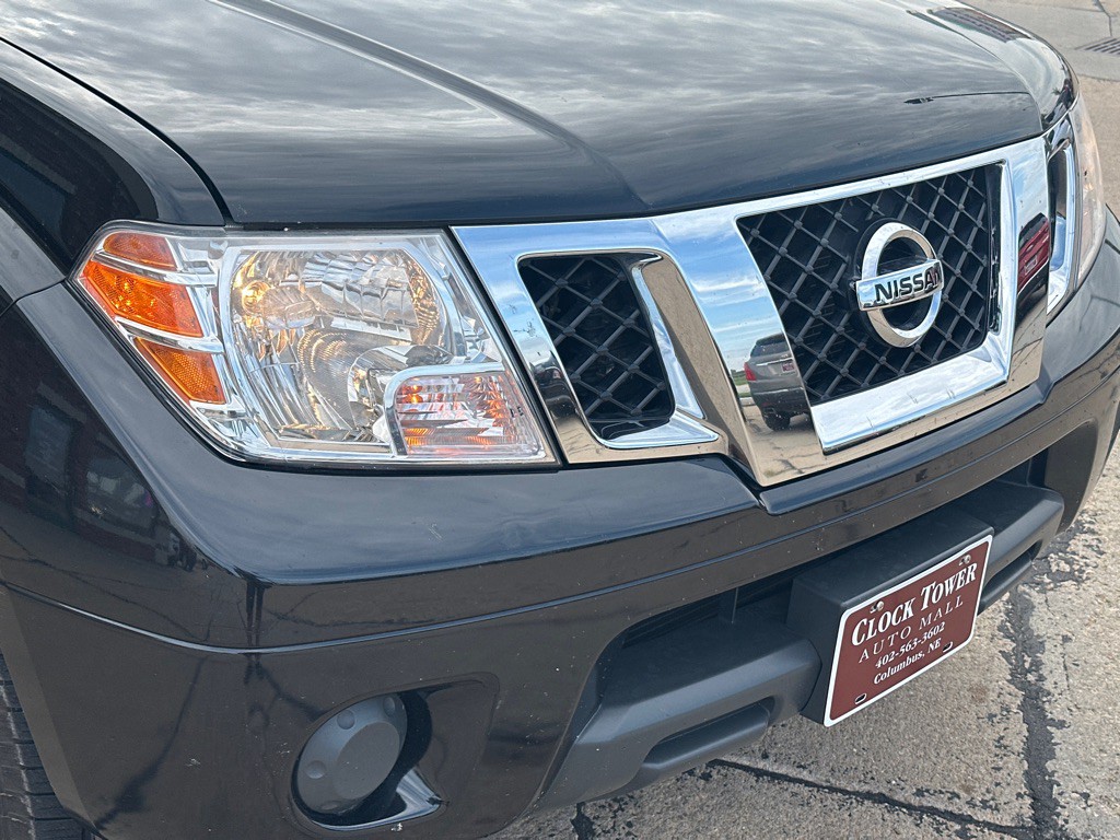 2017 Nissan Frontier Image 5