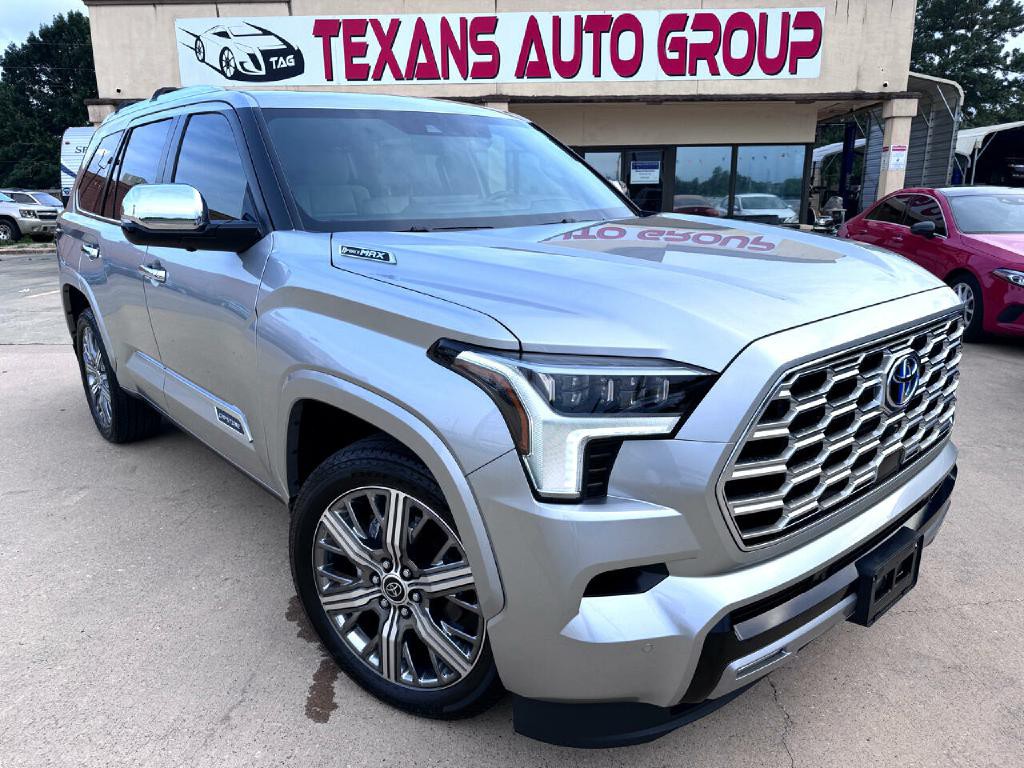 2024 Toyota Sequoia Image 1