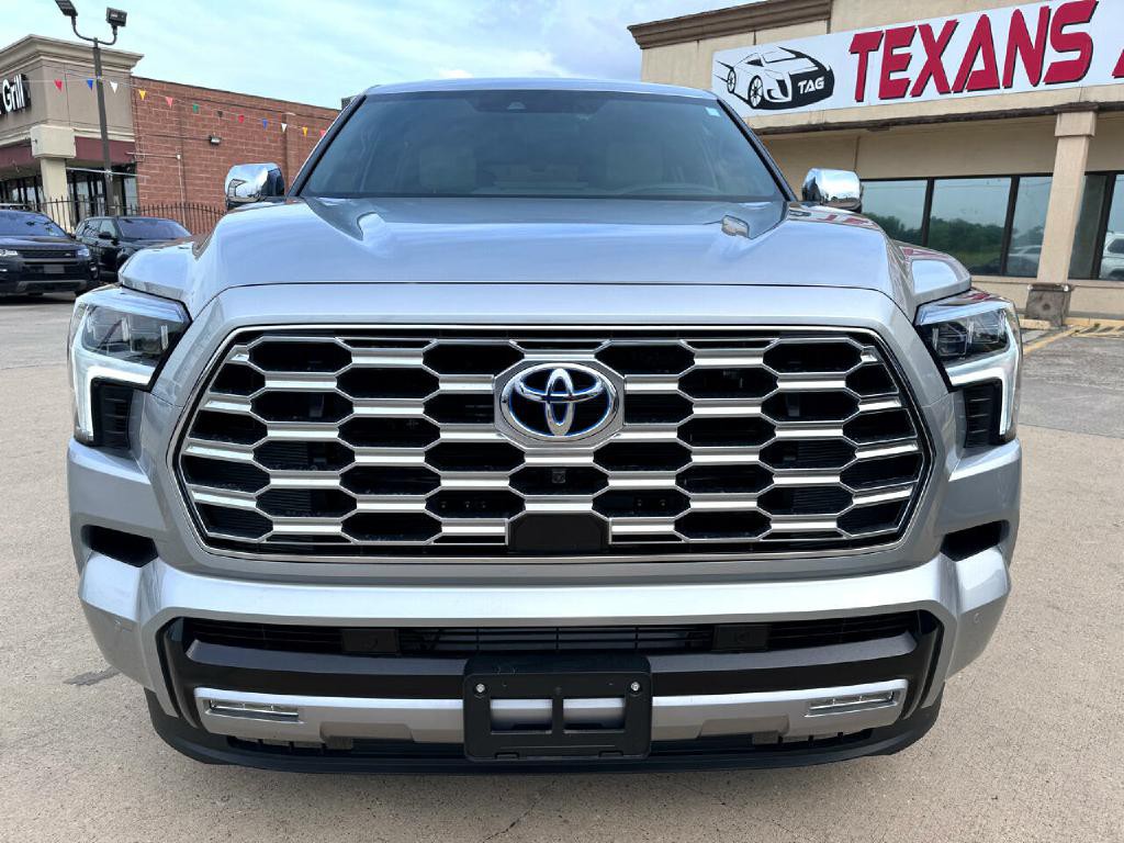 2024 Toyota Sequoia Image 4