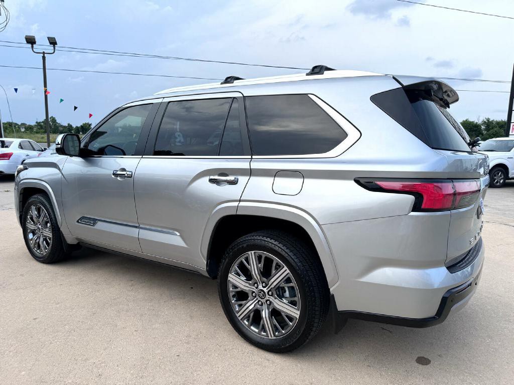 2024 Toyota Sequoia Image 11