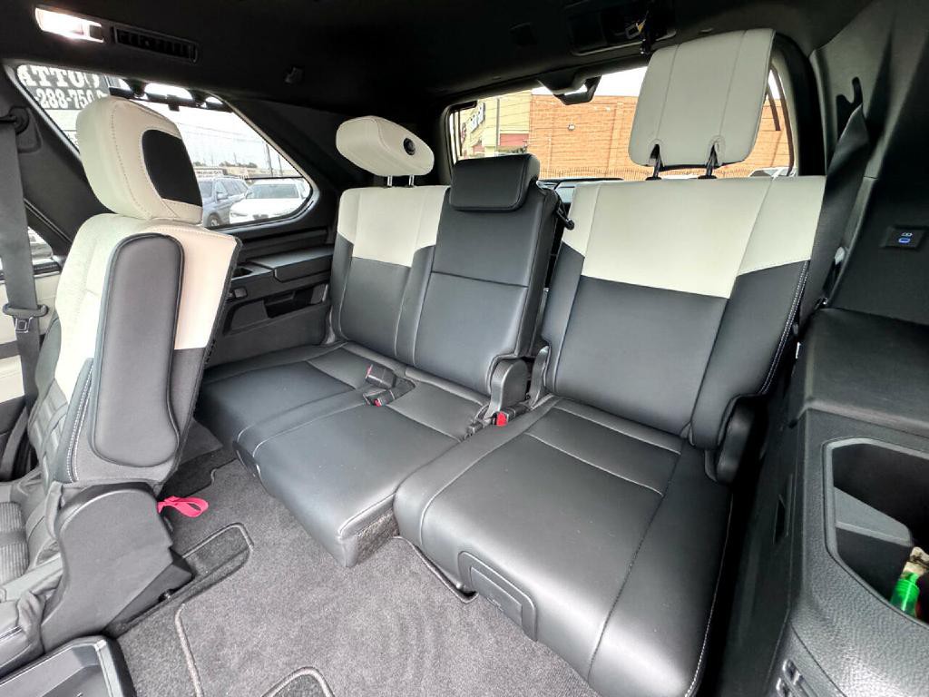 2024 Toyota Sequoia Image 21