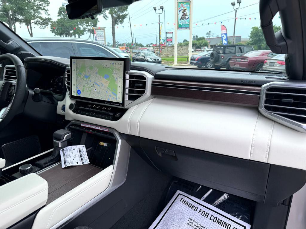 2024 Toyota Sequoia Image 36