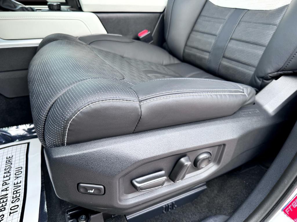 2024 Toyota Sequoia Image 41
