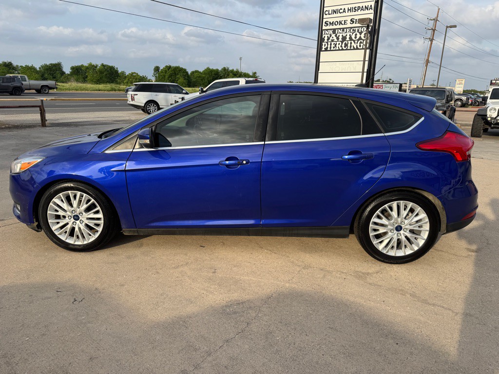 2015 Ford Focus Image 8