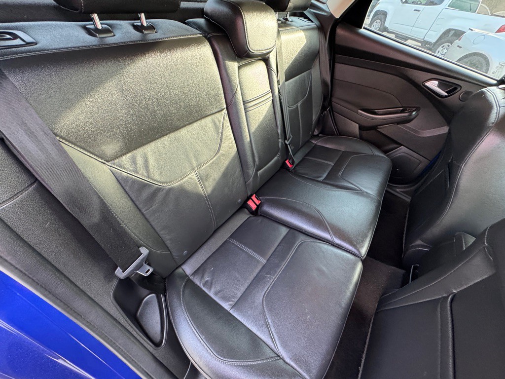 2015 Ford Focus Image 16