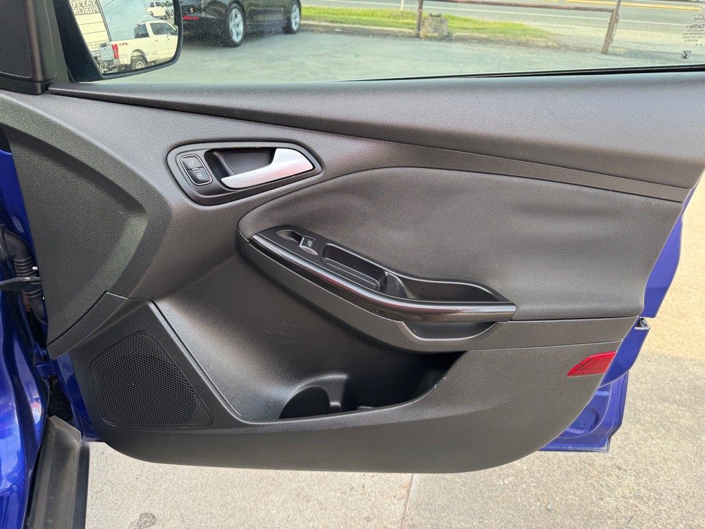 2015 Ford Focus Image 21