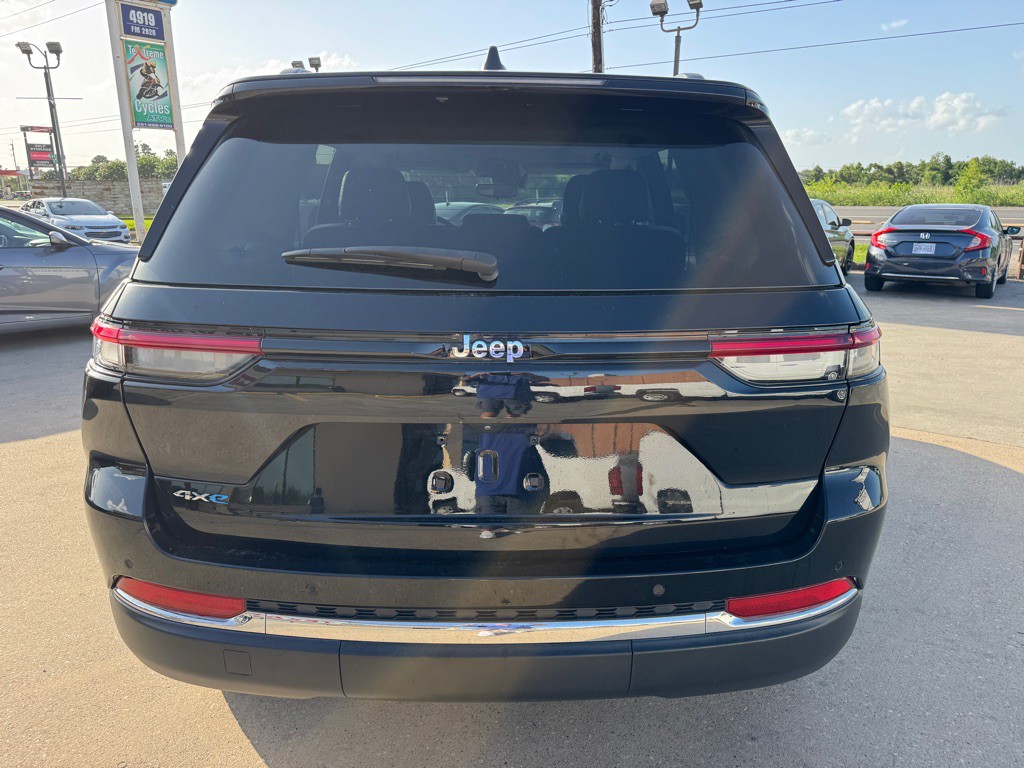 2022 Jeep Grand Cherokee Image 5