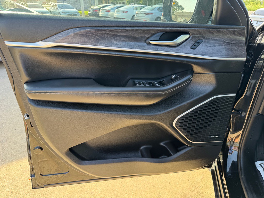 2022 Jeep Grand Cherokee Image 22