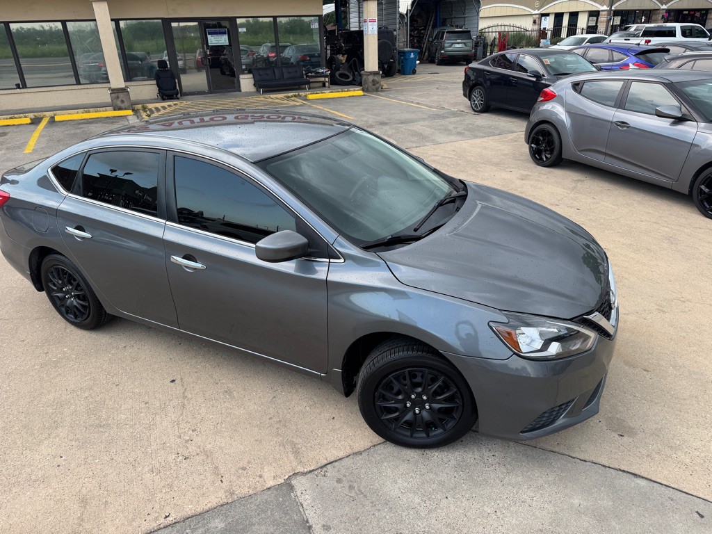 2018 Nissan Sentra Image 3