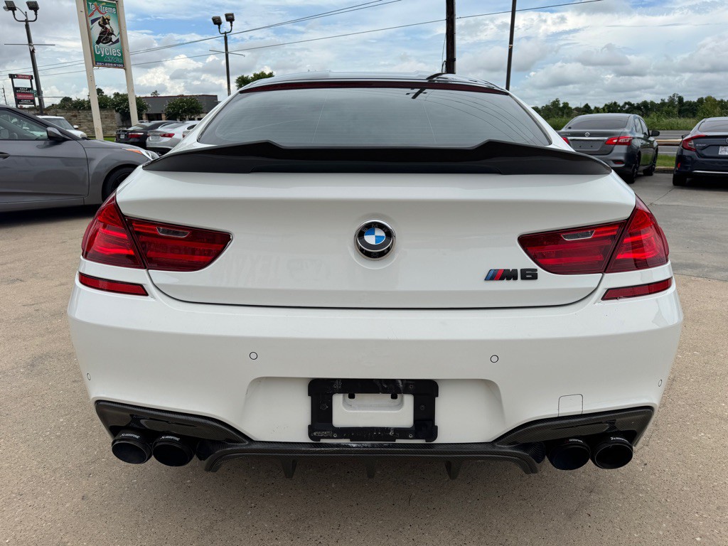 2014 BMW M6 Image 9