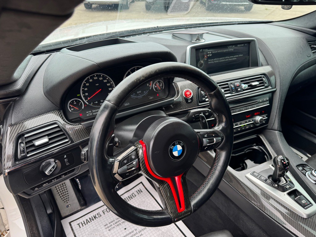 2014 BMW M6 Image 26