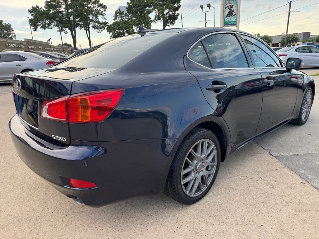 2009 Lexus IS 250 Image 10