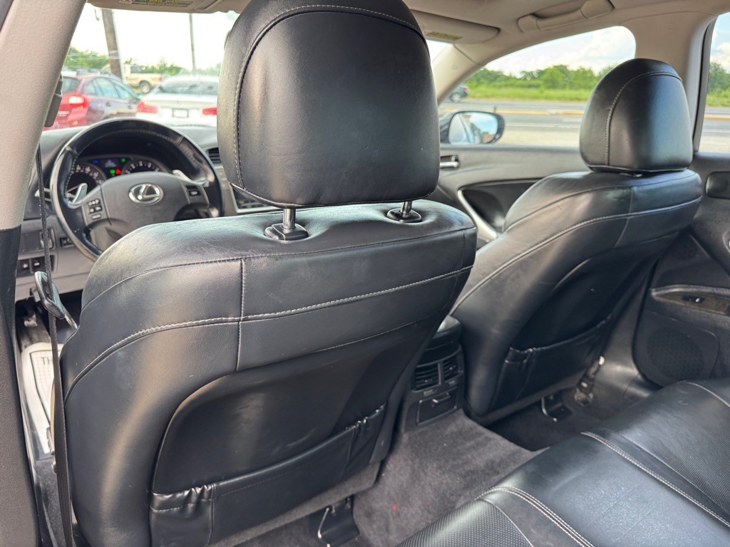 2009 Lexus IS 250 Image 14