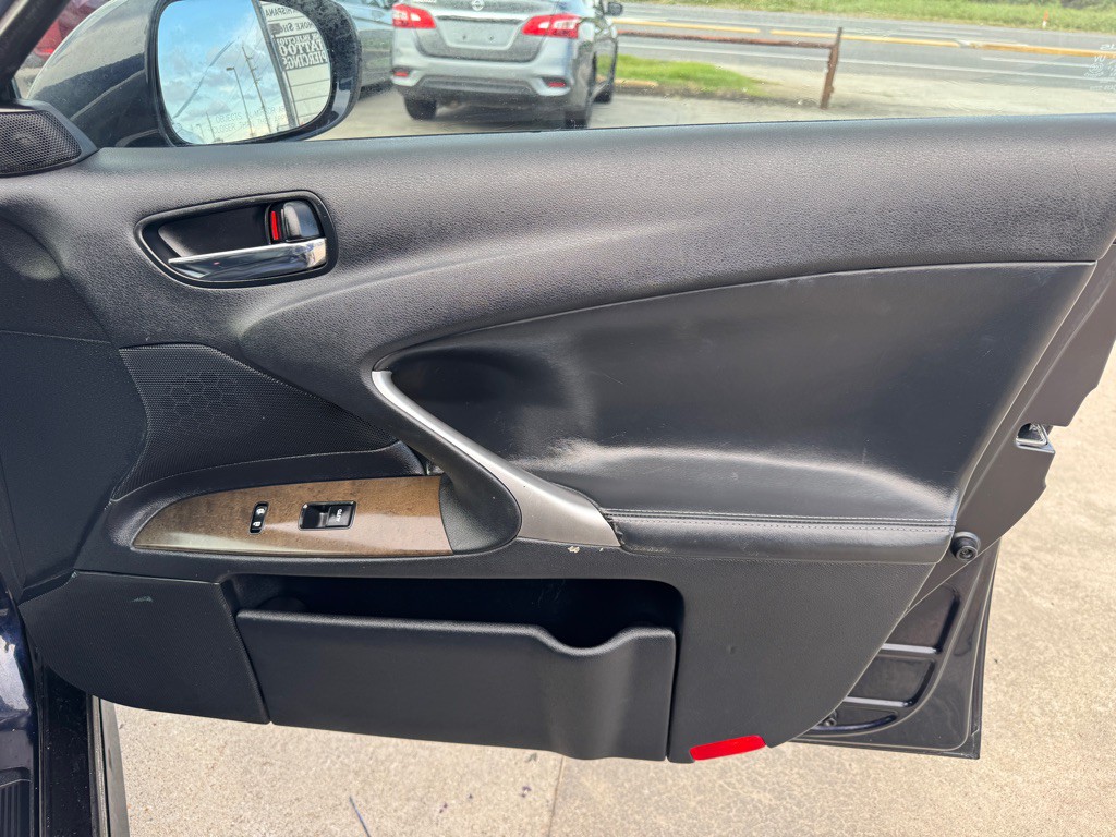 2009 Lexus IS 250 Image 21