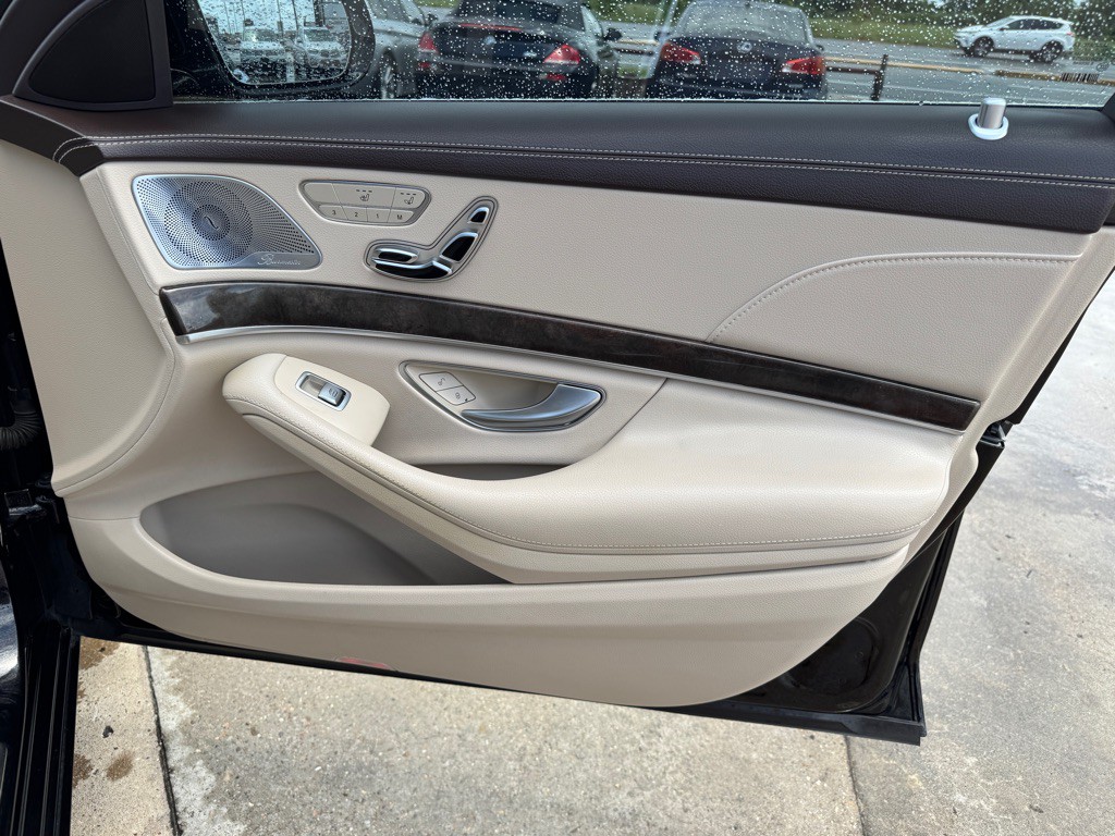 2020 Mercedes-Benz S-Class Image 33