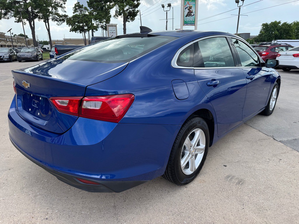 2023 Chevrolet Malibu Image 11