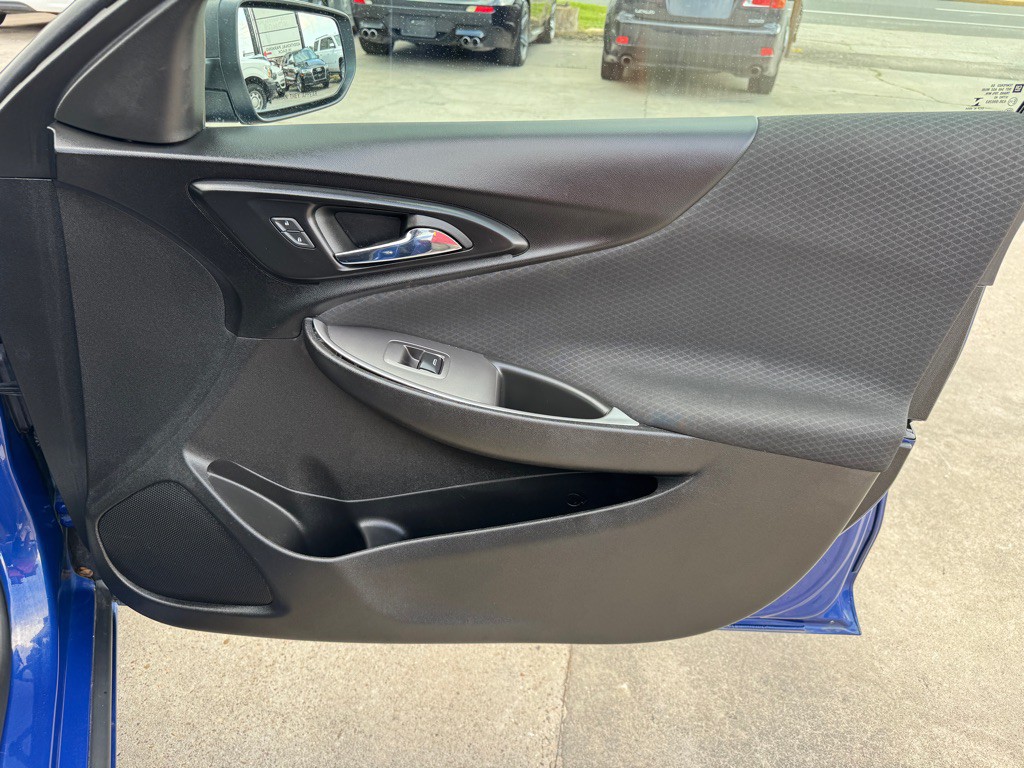 2023 Chevrolet Malibu Image 22
