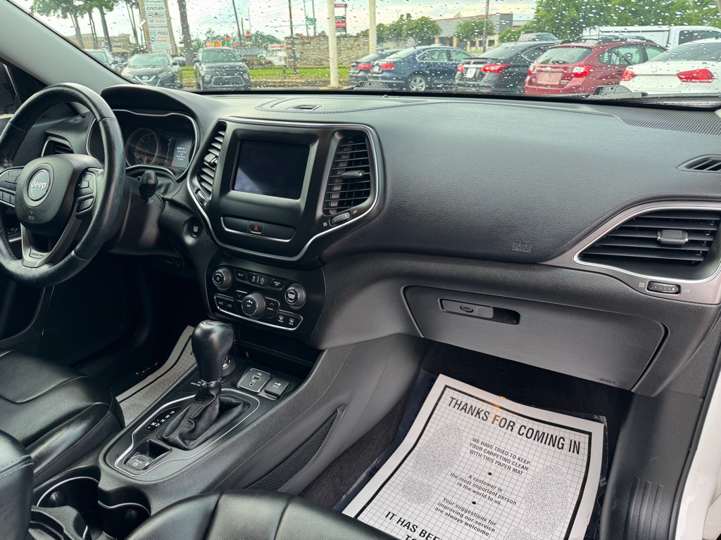 2019 Jeep Cherokee Image 18