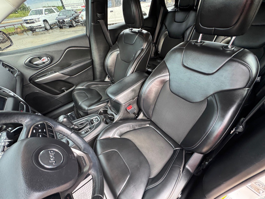 2019 Jeep Cherokee Image 20