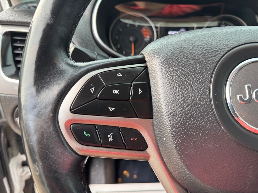 2019 Jeep Cherokee Image 28