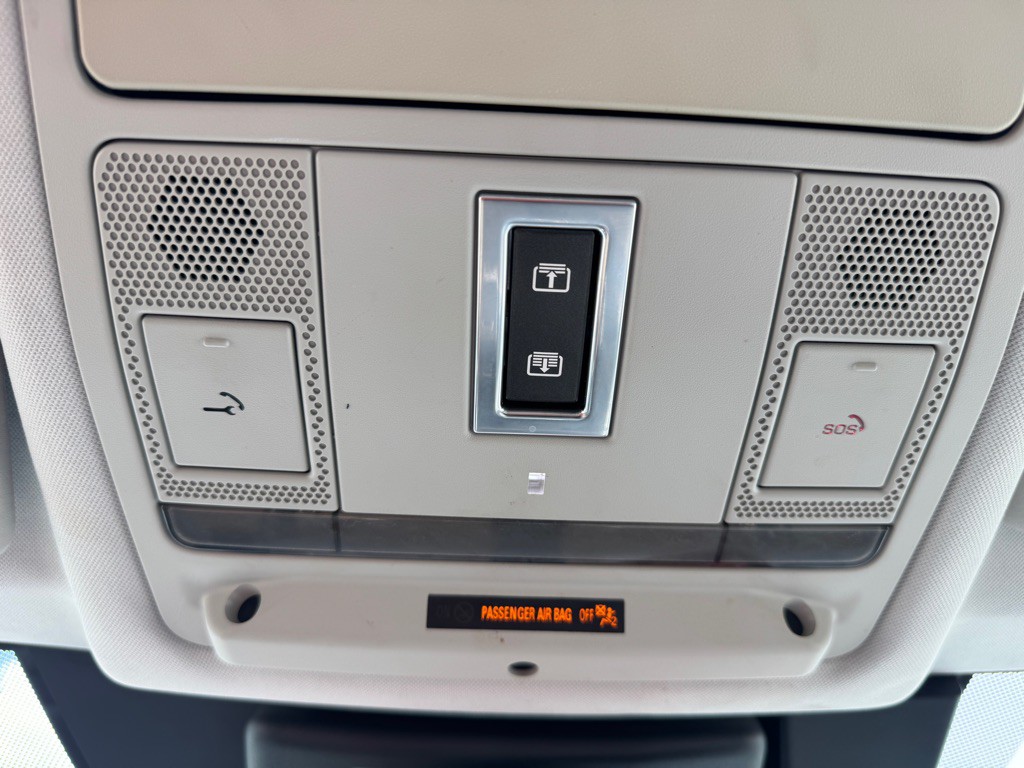 2017 Land Rover Discovery Sport Image 34