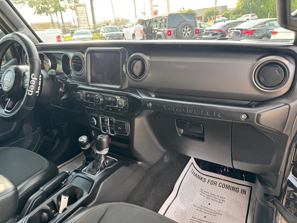 2023 Jeep Wrangler Image 22