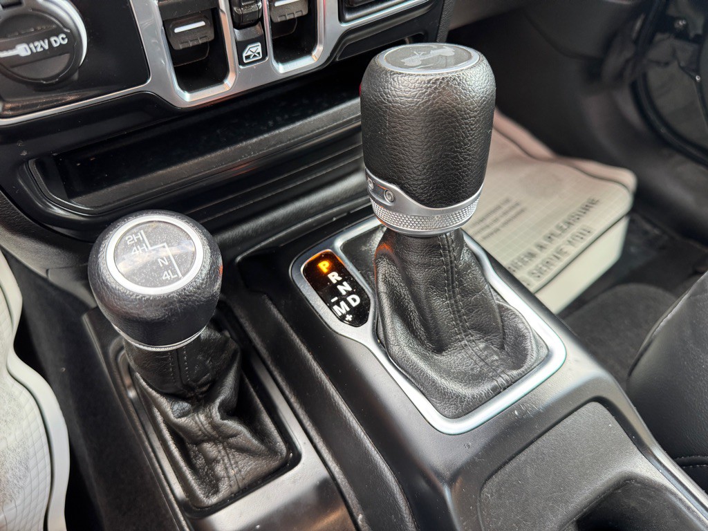 2023 Jeep Wrangler Image 33