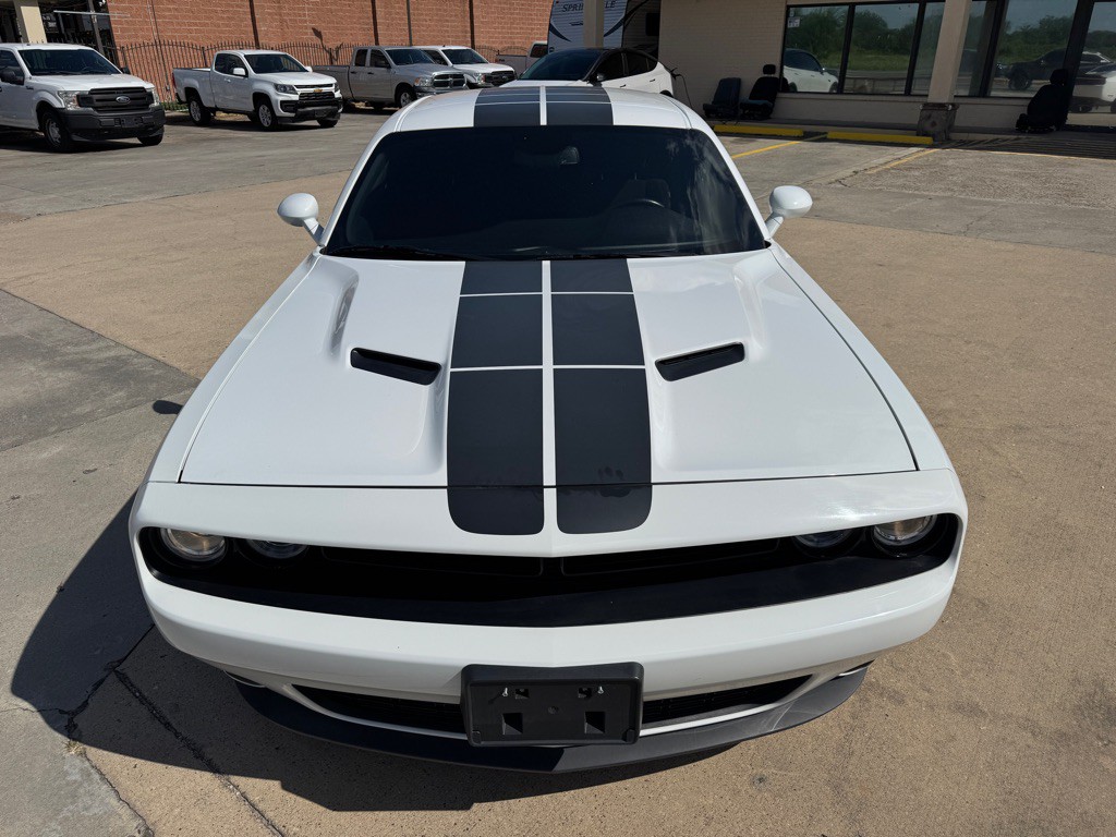 2022 Dodge Challenger Image 5