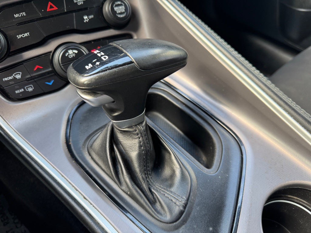 2022 Dodge Challenger Image 27
