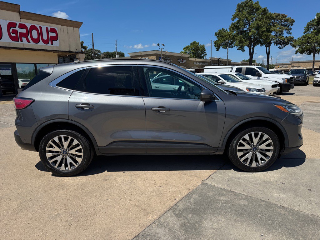 2021 Ford Escape Image 12