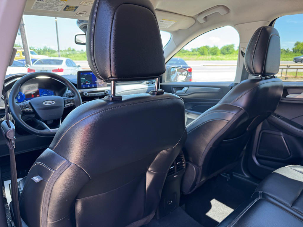 2021 Ford Escape Image 15