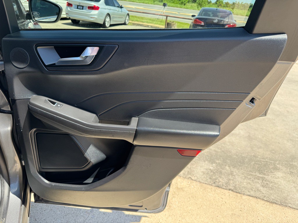 2021 Ford Escape Image 19