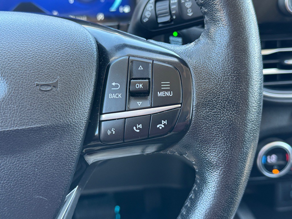 2021 Ford Escape Image 32