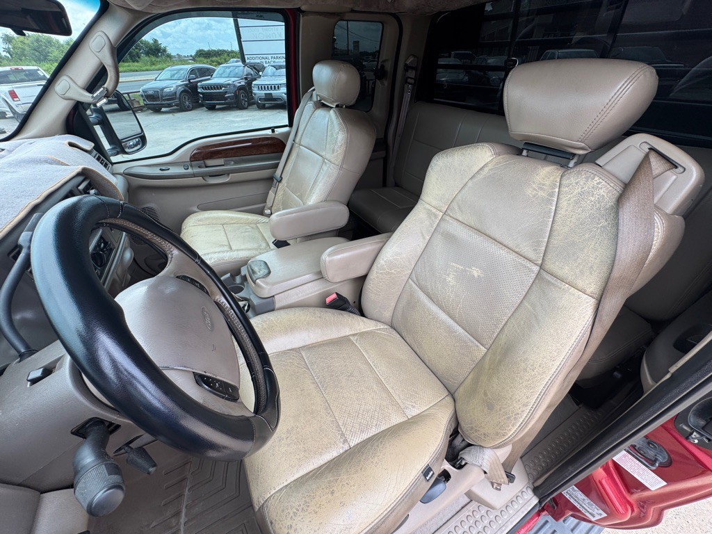 2001 Ford F-350 Image 22