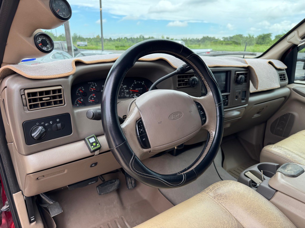 2001 Ford F-350 Image 23