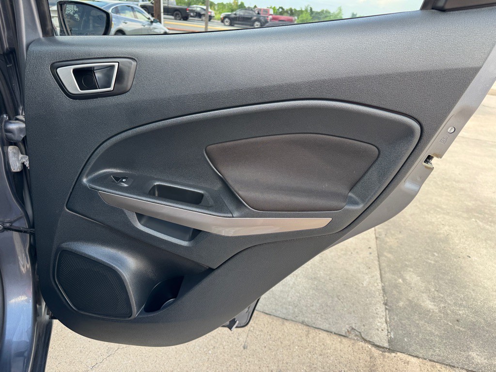 2018 Ford Econoline Image 21