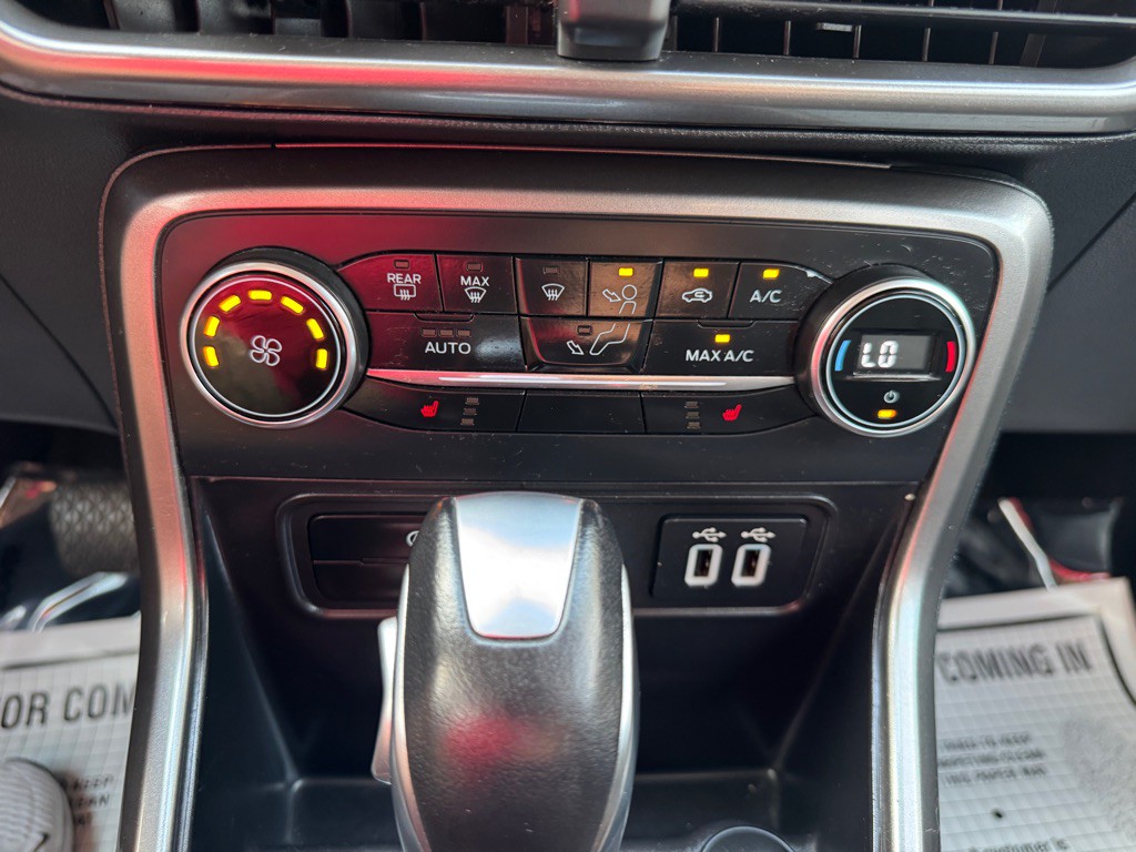 2018 Ford Econoline Image 33
