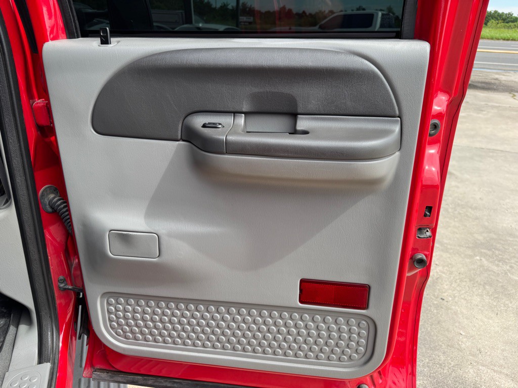 2002 Ford F-350 Image 20