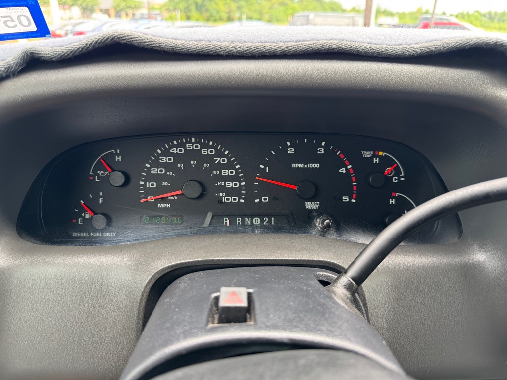 2002 Ford F-350 Image 27