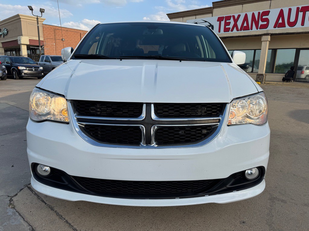 2019 Dodge Grand Caravan Image 2