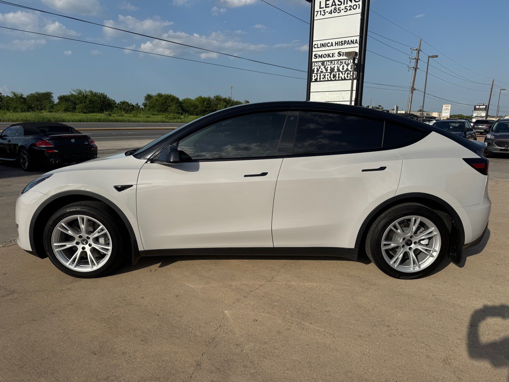 2021 Tesla Model Y Image 8